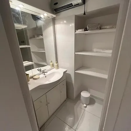 Apartment Studio - Terrasse - Wifi - Proche Gare Sncf